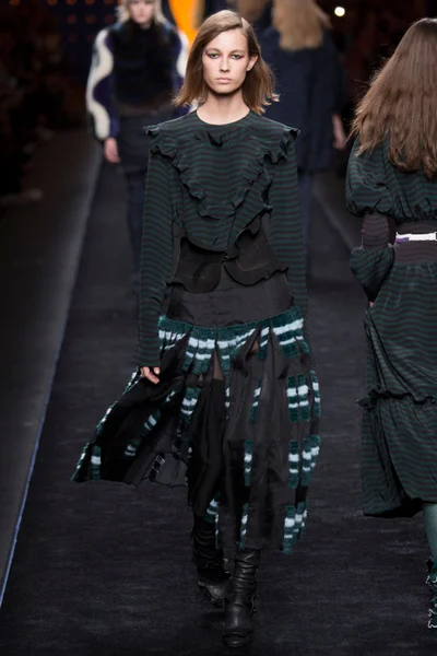 Look 20